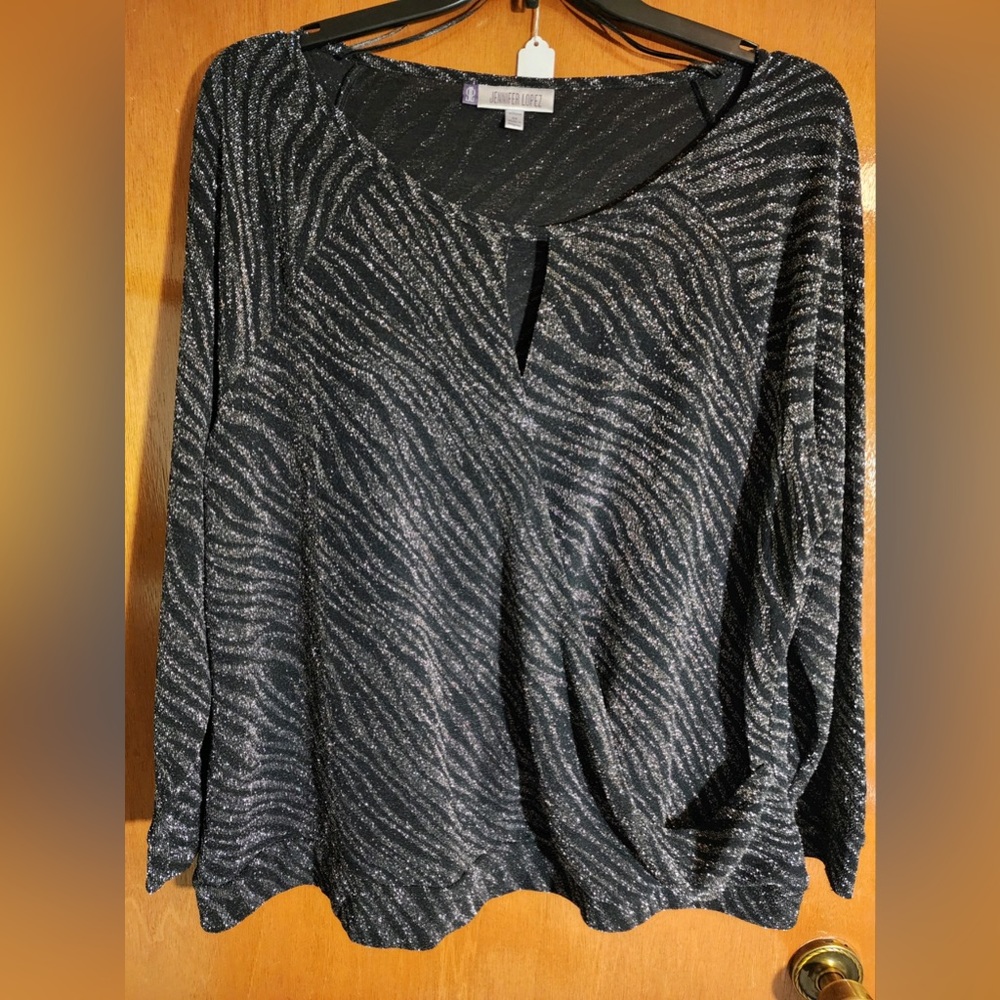 Women’s Jennifer Lopez Black and Silver Blouse Top Size 3X